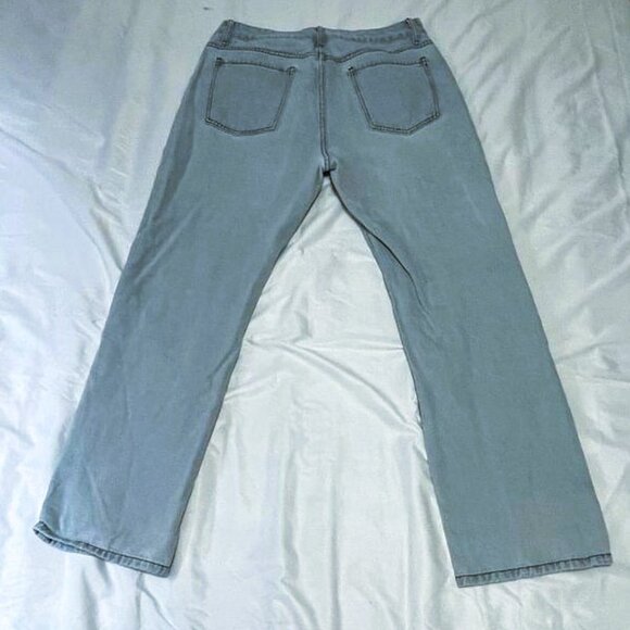 Light wash Blue Jeans - Picture 3 of 5